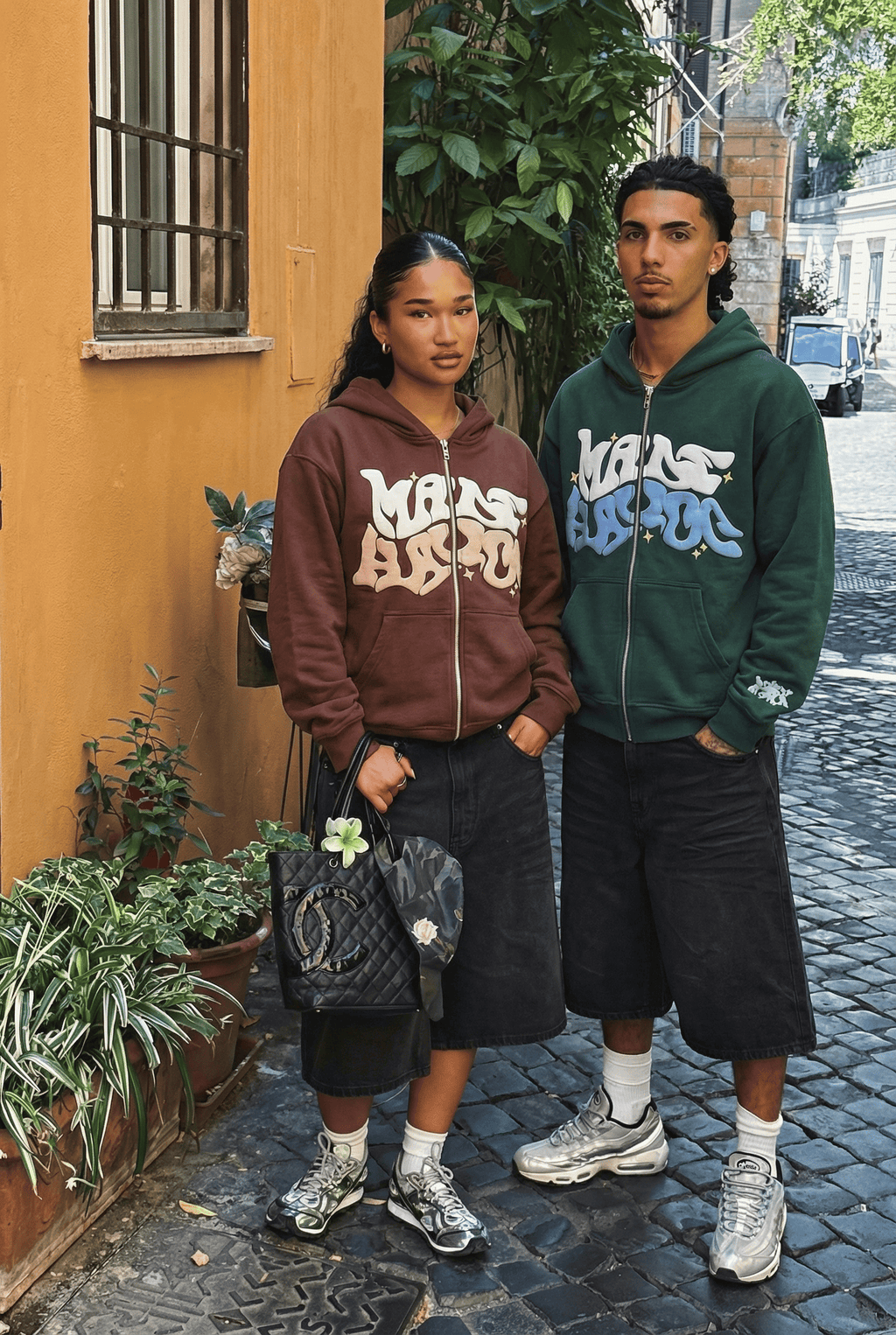 Sudadera con capucha y cremallera "Graph"
