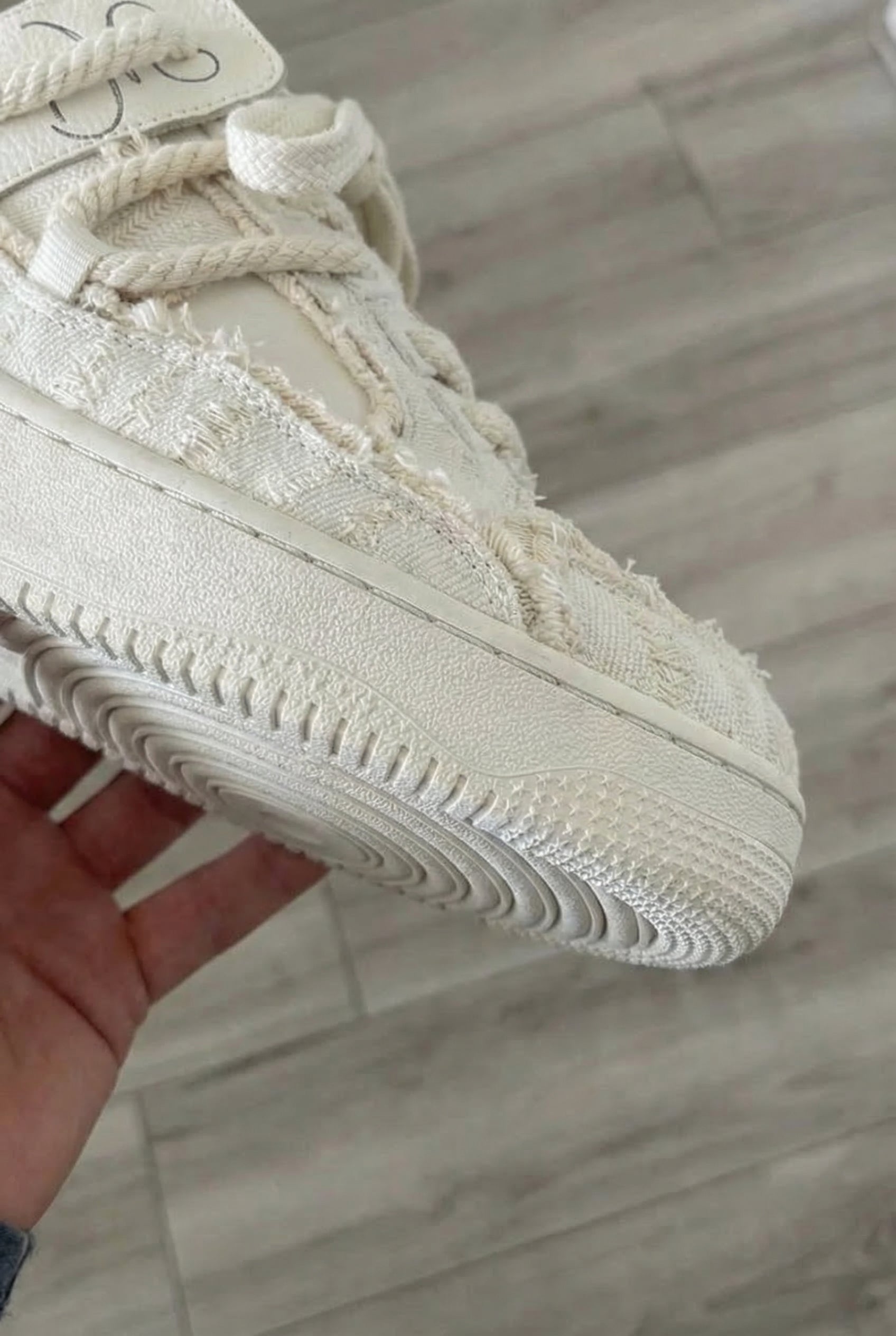 Zapatillas "Serie Destrucción"